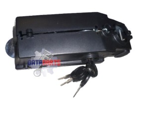 Batteriehalter mit Schloß und Kunstoffverkleidung