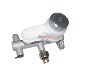 MASTER CYLINDER